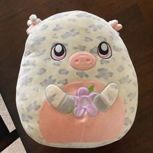 Rosie 12” Spotted Pig Holding Flower Easter Squishmallow